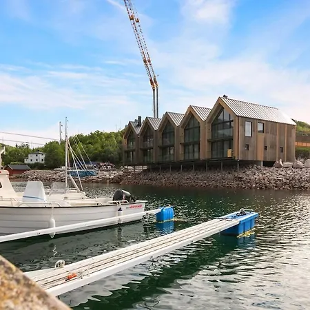New Sea House In *